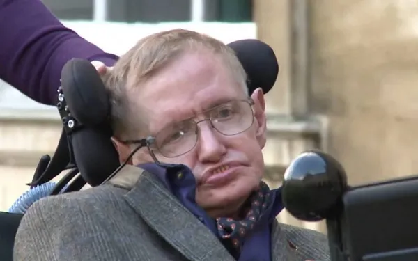 De ijzingwekkende voorspelling van Stephen Hawking over het einde van de wereld: "Het komt steeds dichterbij!"