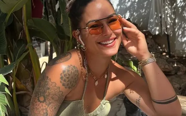 Goeiemorgen! Vlaamse knapperd Stephanie Bex etaleert haar impressionante fitnessbody (foto's)