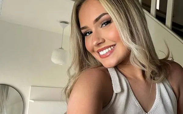 Alle Duitse mannen zijn stapelzot van de blonde 'girl next door' Alina. Deze foto's tonen waarom...