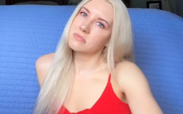 Lauren heeft 'hoge standaarden' en is daardoor op haar 33e nog steeds maagd: "Mijn seksleven is onbestaande"