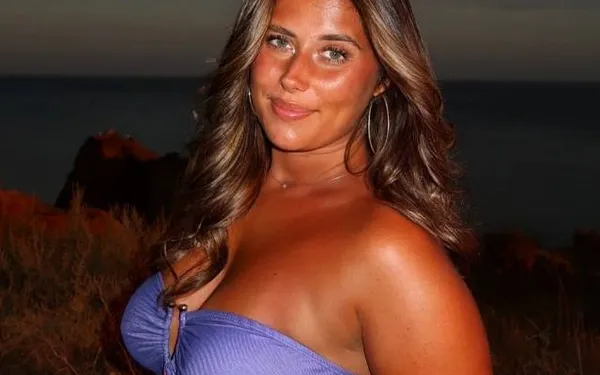 Vlaamse Love Island-bom Raphaella doet de boel ontploffen met heerlijke lingerie- en bikinifoto's