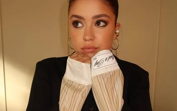 De zeer gewaagde jurk van Zita Wauters en hoe een 'nipplegate' kon vermeden worden: "Alles kan en mag..."