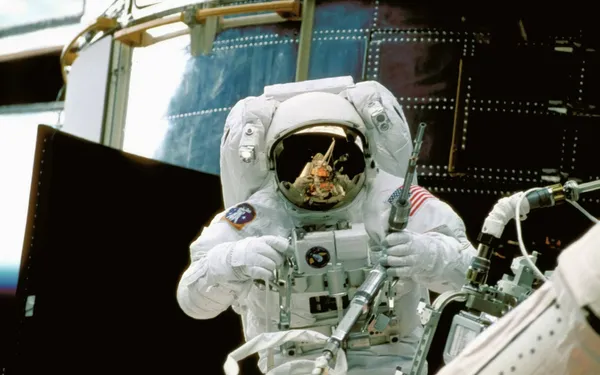 Astronaut: "Ik bracht 178 dagen door in de ruimte en ontdekte daar één grote leugen over de aarde"