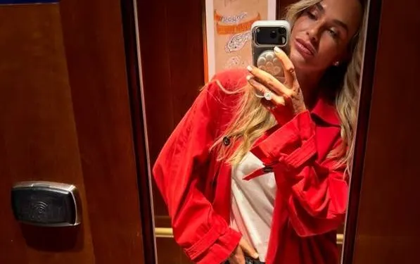 Toptennisster Aryna Sabalenka staat met snikhete foto's in Vogue - maar doet ook schrijnende bekentenis
