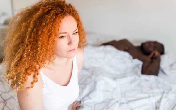 Ze wil huilen als een wolvin: "Ik vraag maar één ding van mijn vriend in bed... En hij kan het niet!"