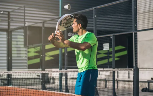 Comfort en prestatie komen samen in deze nieuwe lijn padel kleding