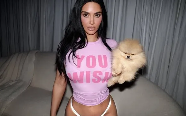 Relatie tussen Lewis Hamilton en Kim Kardashian is nu ook 'Insta-official'! Wij vieren dat met haar heetste kiekjes