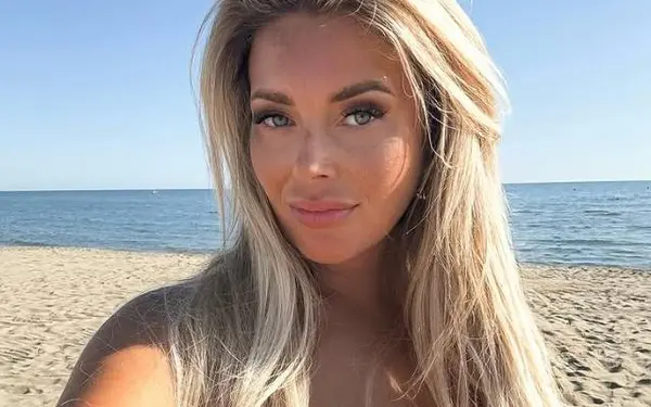 Vlaamse kanjer Joyce Godefridi deelt een stomende bikinifoto en daarvan gaat je hoofd toch wel even tollen