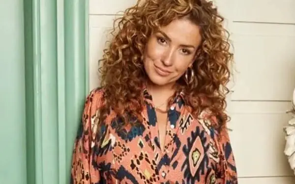 Costa-bom Katja Schuurman (51) is nog altijd een echte tijger in bikini (foto's)