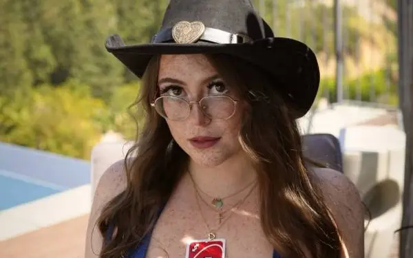 De boezem van Summer wordt steeds groter en groter: "Daten is zo niet simpel!"