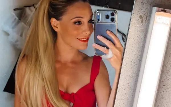 Ianthe Tavernier mocht 38 kaarsjes uitblazen... Enkele van haar knapste foto's om dat te vieren!