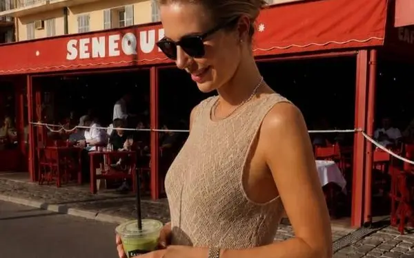 Het bezwete lichaam van Femke Herygers in de fitness en tijdens een loopje... dat is verrassend fascinerend! (foto's)