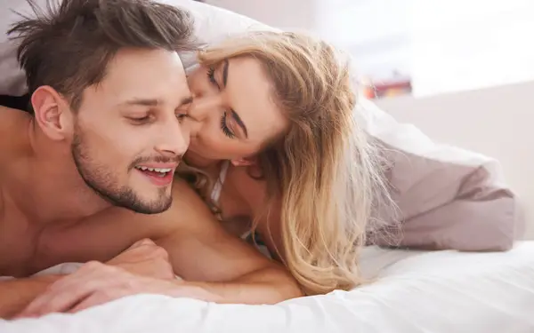 Een orgasme dat 30 minuten kan duren? Deze bijzondere slaapkamertechniek doet heel wat wenkbrauwen fronsen!