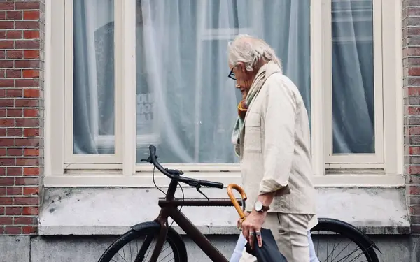 Een Nederlander die nooit gewerkt heeft, krijgt meer pensioen dan een Belg met 35 jaar loopbaan