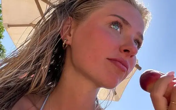 Hollandse tijger Danique showt haar goddelijke lichaam in bikini: "Show some mercy!" (foto's)