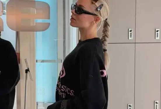 Anna, de vriendin van Thibau Nys, in haar roze fitnesspakje... daar word je instant gelukkig van!  (foto's)