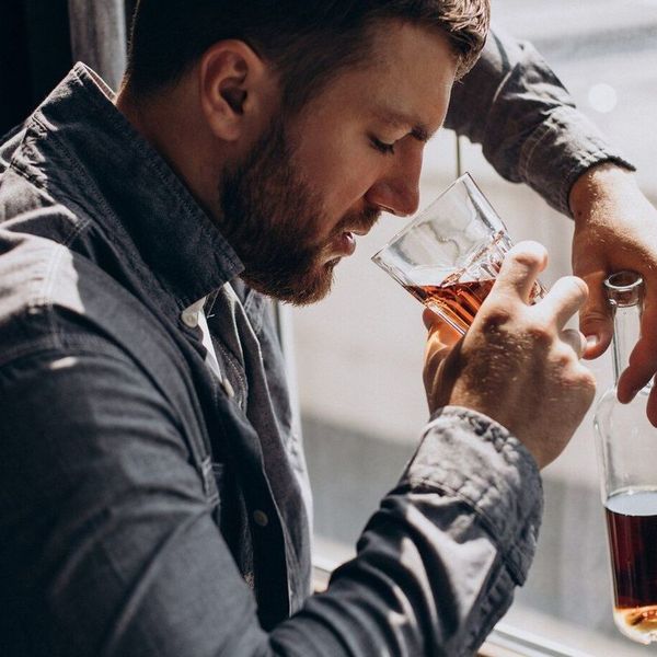 Dit zijn 10 tekenen dat jij misschien wel een (serieus) alcoholprobleem hebt