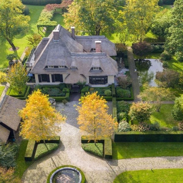 Deze villa staat te koop voor € 10.500.000 en is één van de duurste huizen in Vlaanderen