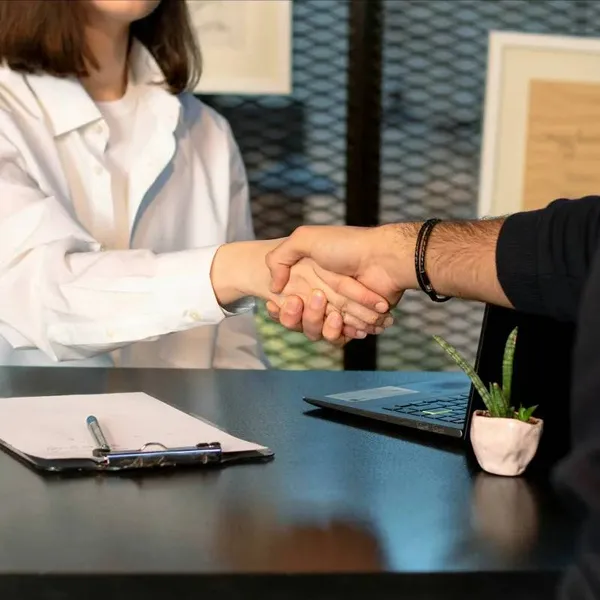 HR-experts onthullen de ultieme 'truc' om te scoren tijdens een sollicitatiegesprek: "Doe het en je wordt aangenomen"