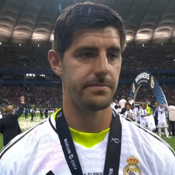 Net voor de Clásico: Thibaut Courtois ontploft en maakt ambras met jan en alleman in Spanje!