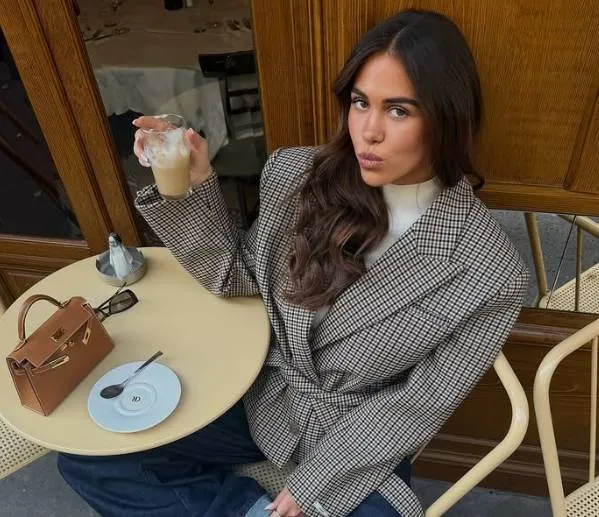 Sarah, het lief van Viktor Verhulst, is boos: "Mensen zien het verkeerd... Influencer zijn is wél een zwaar beroep!"