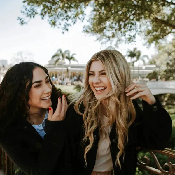 Steeds meer vrouwen willen niet meer vrijen met mannen. Dit is wat ze wel willen doen...