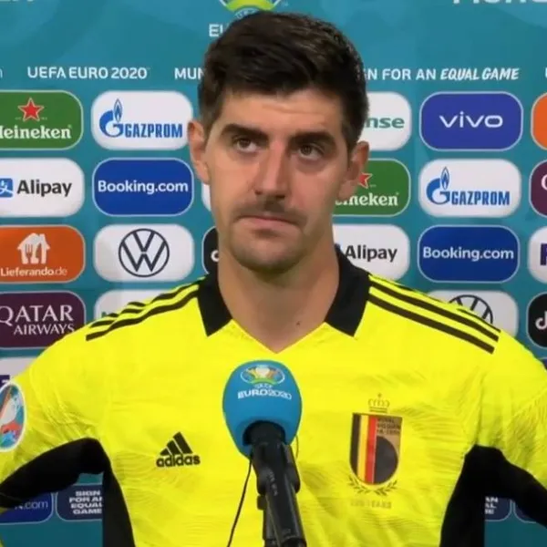 Bizar verhaal over Thibaut Courtois duikt plots op: "Ik vroeg hem om bewust ballen binnen te laten"