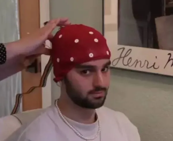 Man legde zijn smartphone 30 dagen weg... Hersenscan vóór en na toont krankzinnig verschil!