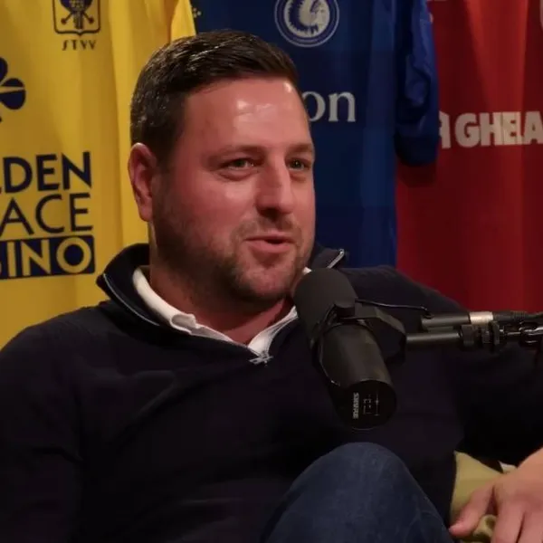DAZN trekt stekker uit Belgisch voetbal, maar onthulling Frank Boeckx slaat alles: "Dat deden ze nog om 9 uur 's ochtends!"