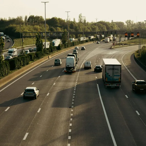 Dikke boetes op komst: wetgeving rond 'meest frustrerende' verkeersgedrag in België wordt concreter