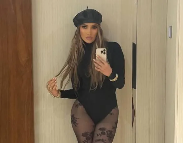 Op de eerste rij staan bij een concert van Jennifer Lopez is zeker geen straf (zeker niet als ze bijna geen kleren aan heeft!)