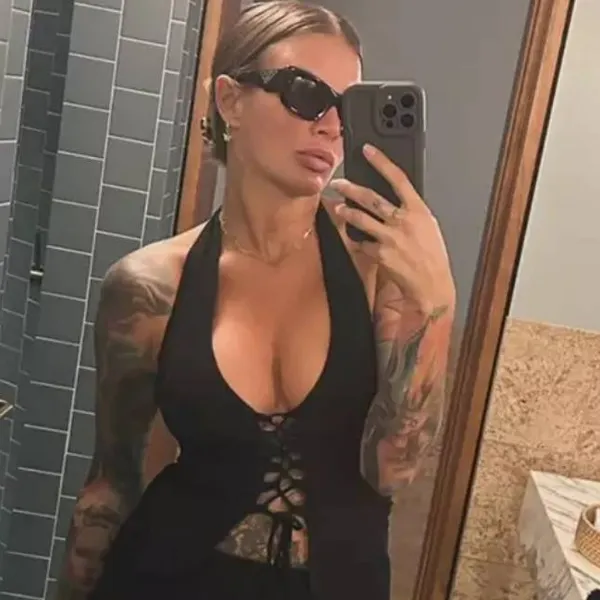 Evelyn heeft twee 'liefdesgrotjes', nu onthult ze hoe dat haar carrière een serieuze boost gaf