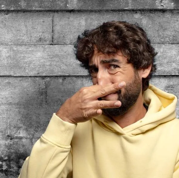 Het onderzoek waar je (niet) op zat te wachten: daarom stinken de scheten van vrouwen harder dan die van mannen...