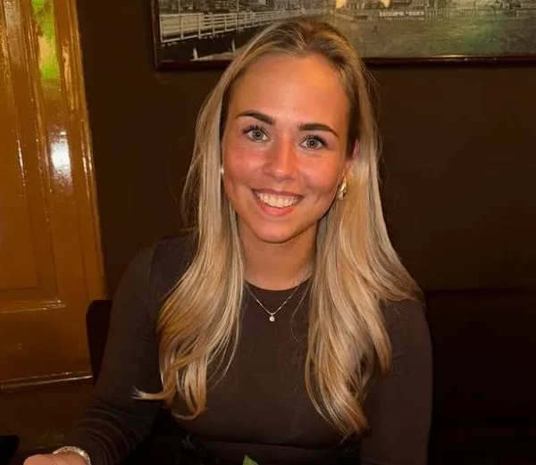 Hallo kroket: boerin Ilse doet Instagram weer daveren met een heerlijke bikinifoto!