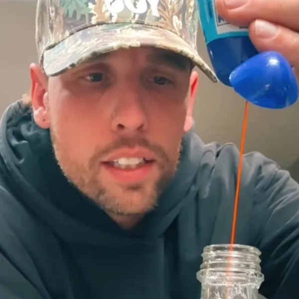 Alcoholist deelt kennis die volgens hem 99% van de mensen niet weet over alcohol: "Het is niet grappig, maar een waarschuwing"