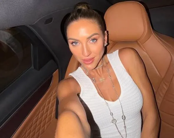 Jill Cnudde deelt wat selfies van op de loopband... En da's veel heter dan je zou verwachten! (foto's)