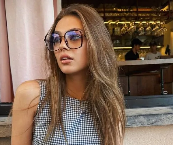 Valentine, het lief van Ruben Van Gucht, pakt uit met fe-no-me-nale lingeriefoto's (en de reactie van 'RVG' zegt alles)