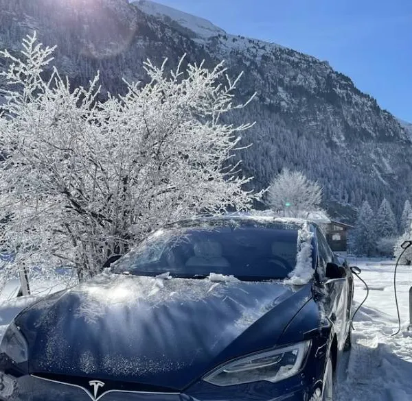 Onderzoek bevestigt: dit is de échte invloed van koud weer op je elektrische auto