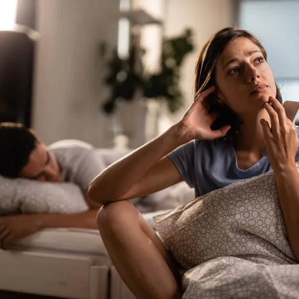 Ze ontdekte pas tijdens de huwelijksnacht dat haar man wel heel klein geschapen is: "Ik voel me bedrogen en wil scheiden!"