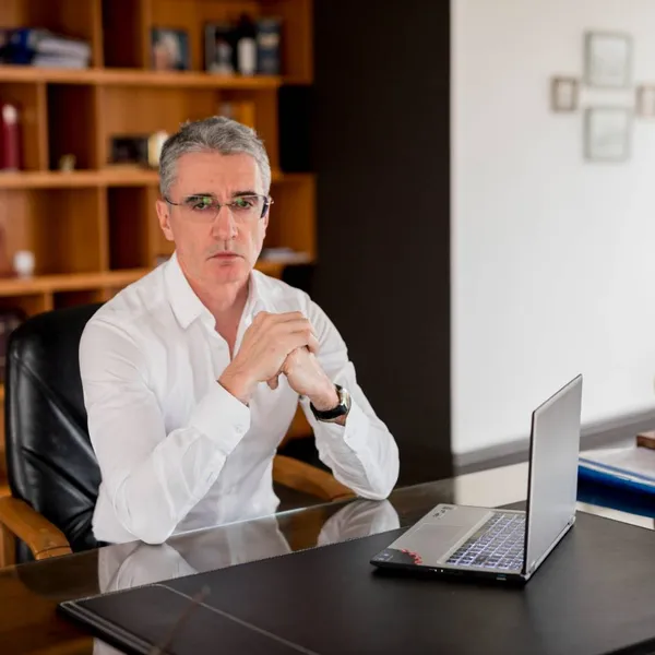 Cijfers voor 2026 onthuld: dit is het waanzinnige verschil tussen pensioen van topambtenaren en de gemiddelde Belg