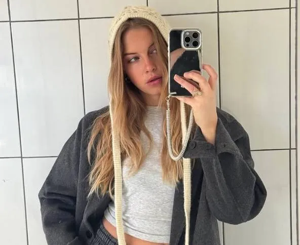 De dag dat... Bab Buelens zich kletsnat maakte in bikini: "Hier kan ik dagen naar kijken!"