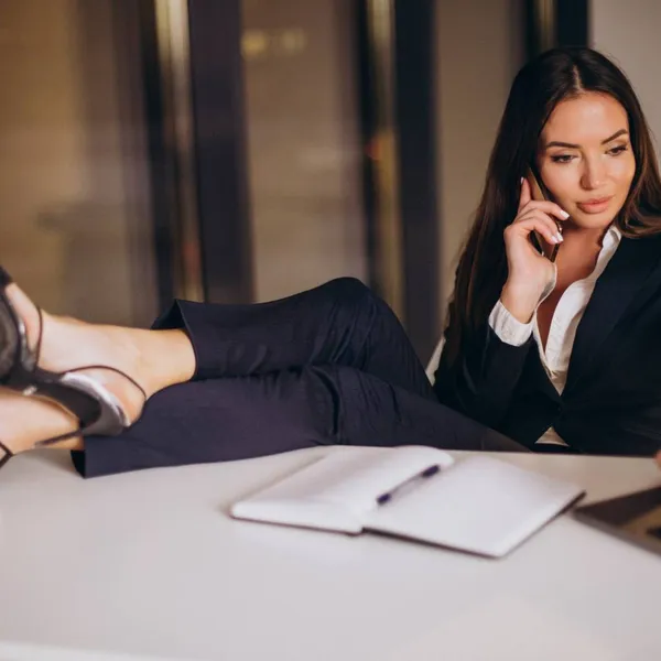 "Ik ben een geobsedeerde seksverslaafde... Het is hallucinant wat ik op het werk doe om niet helemaal gek te worden"