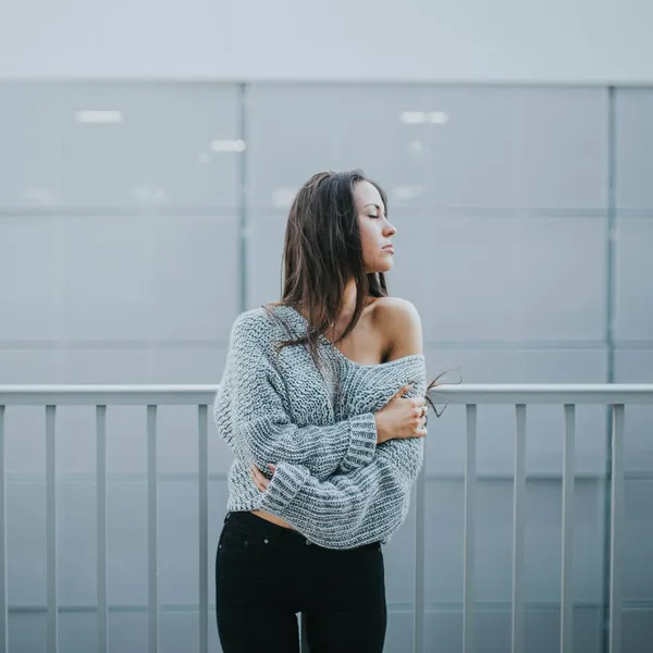 "Mijn libido is niet te temmen, en ik doe het met wildvreemden in steegjes en parken! Maar nu zit ik met een dik probleem..."