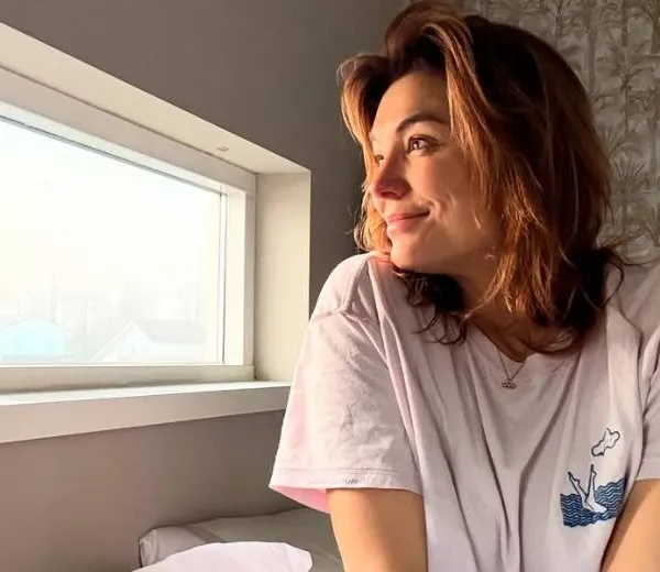 Hoe Evi Hanssen reageert op ongewenste pretstok-foto's: "Eigenlijk niet erg netjes van me..."