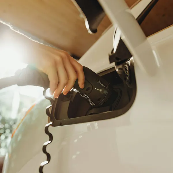 Fabrikanten starten groot project dat de toekomst van elektrische auto’s helemaal kan veranderen