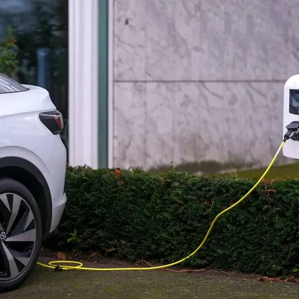 EV-eigenaar onthult na 6 jaar de waarheid: deze 7 verborgen kosten zag hij niet aankomen