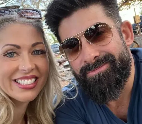 "Mijn vrouw mocht van mij wippen met de pizzaman... Maar mijn XXL-rubbertjes waren te groot voor hem!"