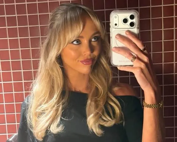 'Wiplegende' Annie klapt uit de biecht over speciale seksregels, maagden onderwijzen en doktertje spelen met een 83-jarige