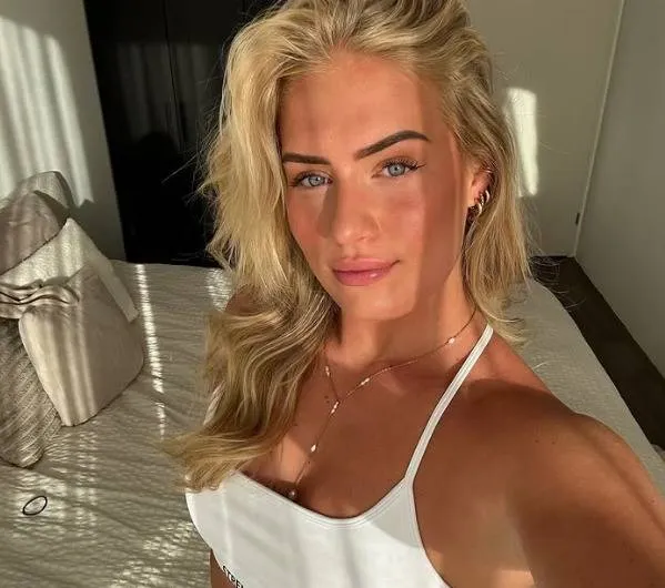 Alice uit Big Brother toont nog eens waarom veel mannen vinden dat ze een 'goddelijk lichaam' heeft (foto's)