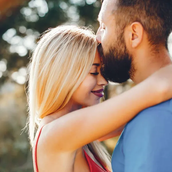 Psycholoog onthult waarom mannen vaak vallen op vrouwen die op hun ex lijken